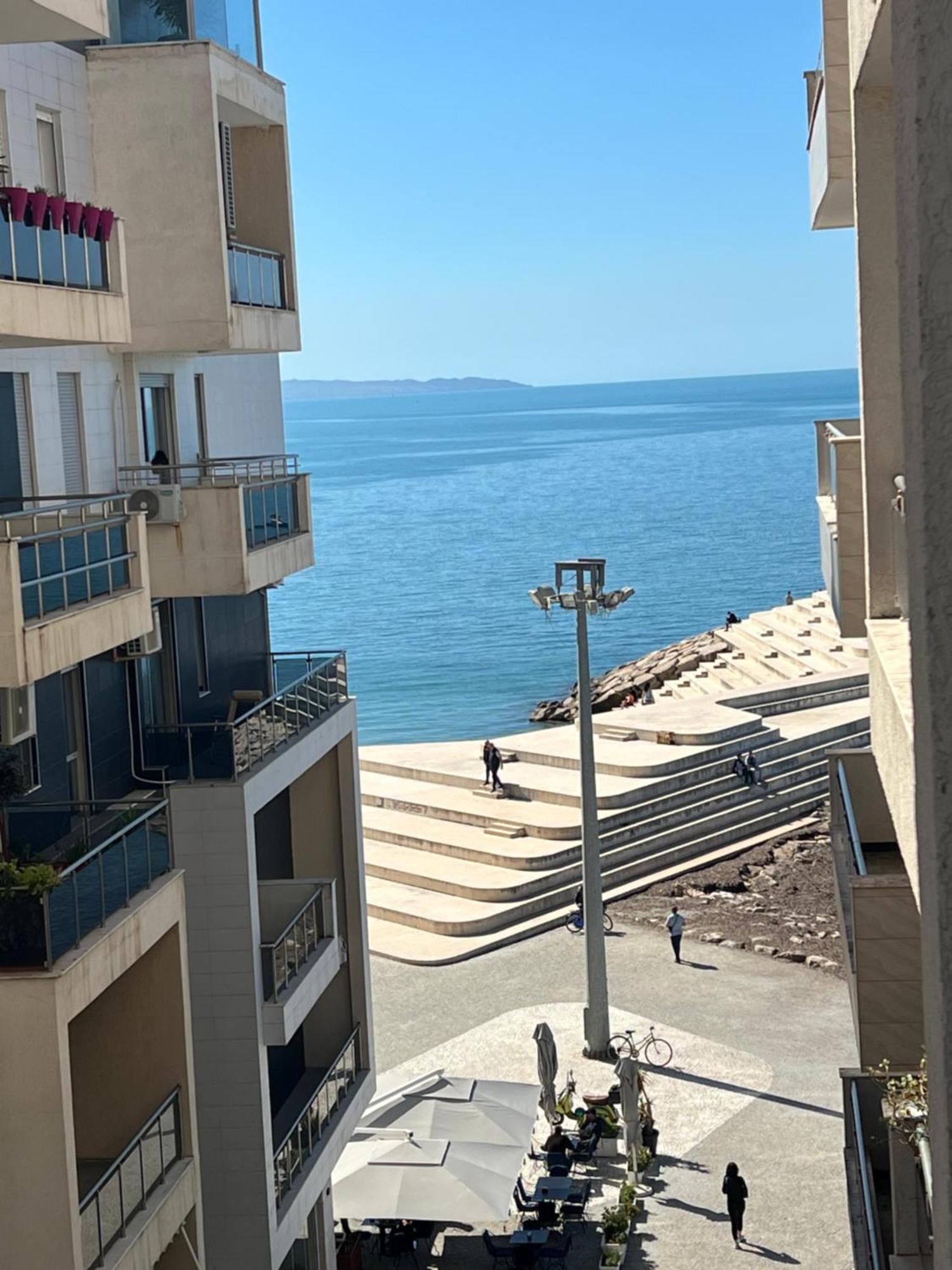 Sea View Apartments Durres Exterior photo