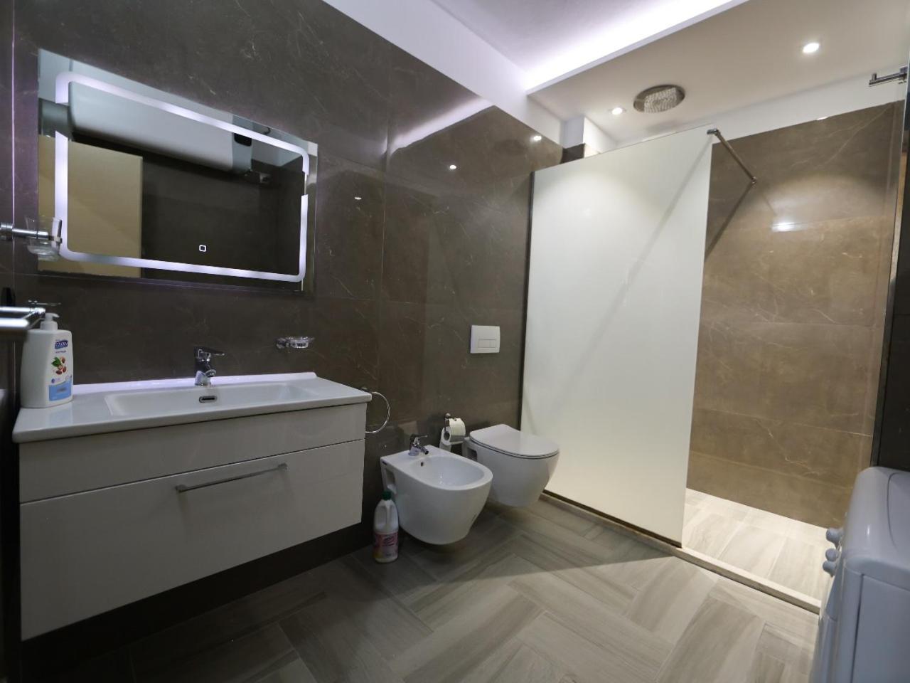Sea View Apartments Durres Exterior photo