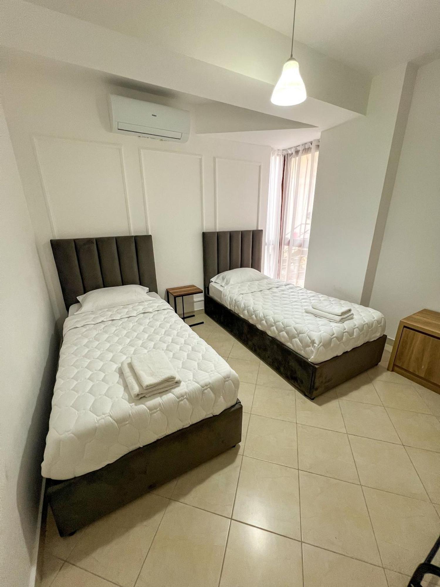 Sea View Apartments Durres Exterior photo